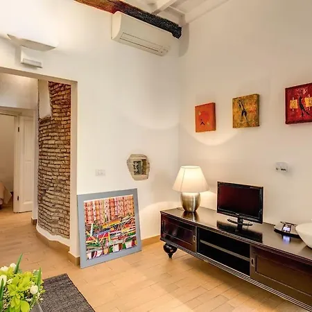 Apartment New Navona Bright